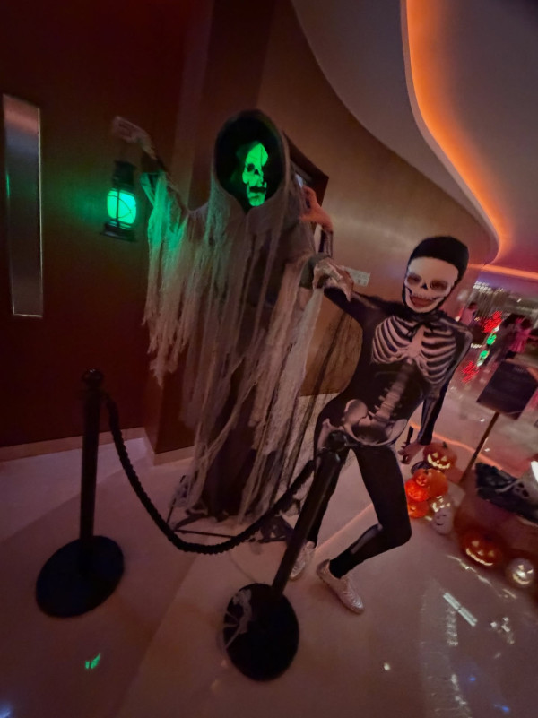 萬聖節30大藝人應節搞怪裝扮合集!呢位視帝同女歌手扮完冇人認得出