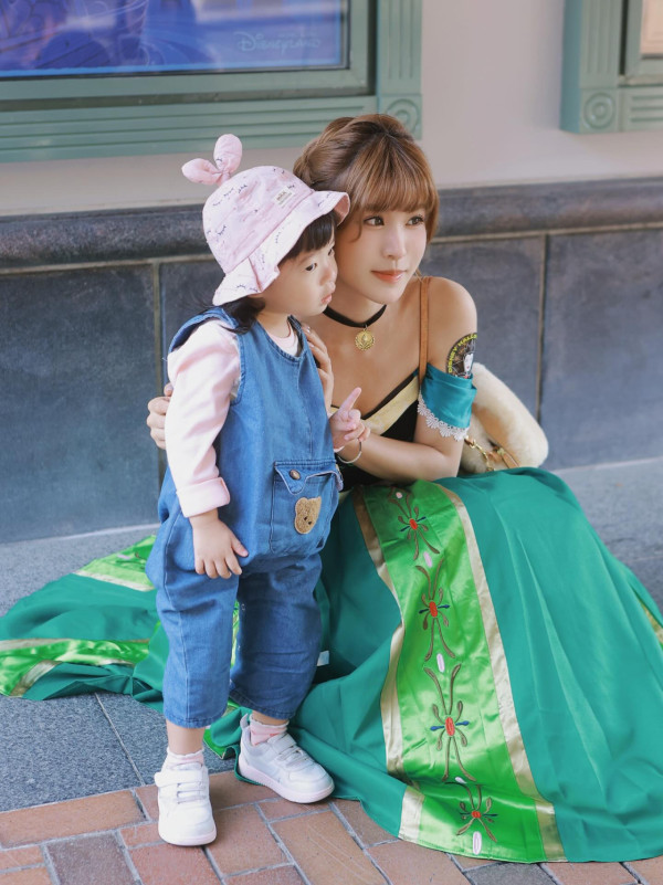 萬聖節30大藝人應節搞怪裝扮合集!呢位視帝同女歌手扮完冇人認得出