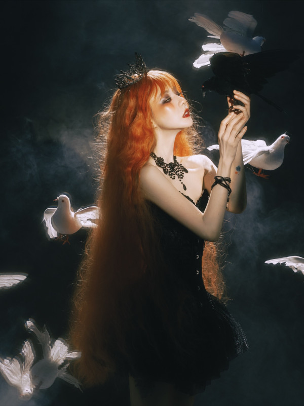 萬聖節30大藝人應節搞怪裝扮合集!呢位視帝同女歌手扮完冇人認得出