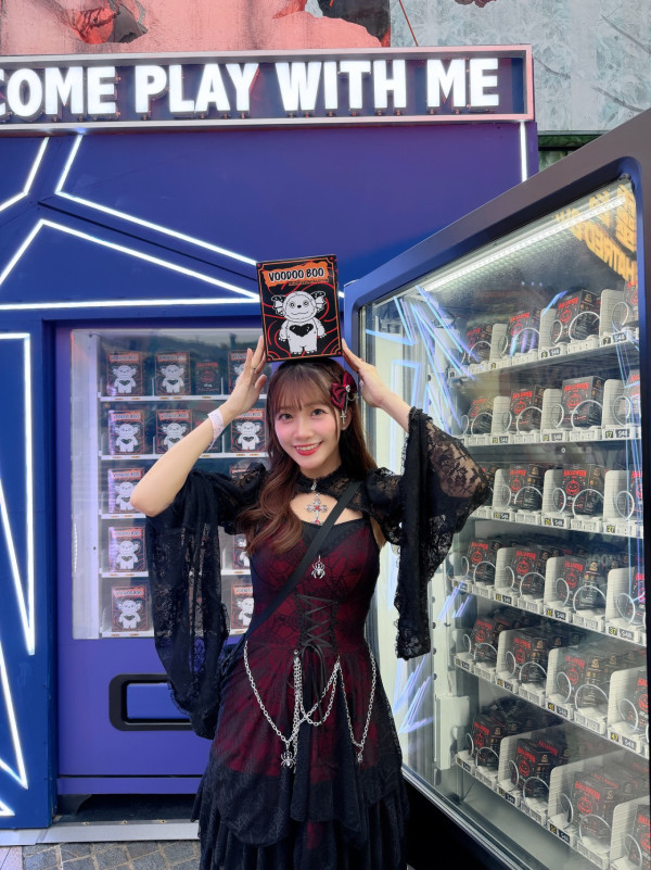 萬聖節30大藝人應節搞怪裝扮合集!呢位視帝同女歌手扮完冇人認得出