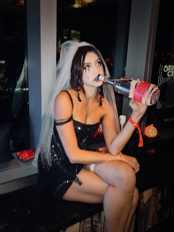 萬聖節30大藝人應節搞怪裝扮合集!呢位視帝同女歌手扮完冇人認得出