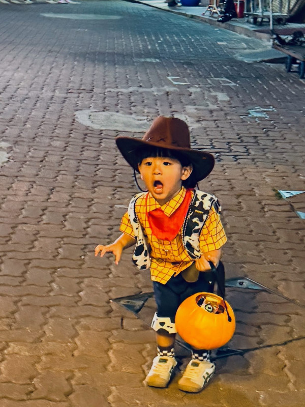 萬聖節30大藝人應節搞怪裝扮合集!呢位視帝同女歌手扮完冇人認得出