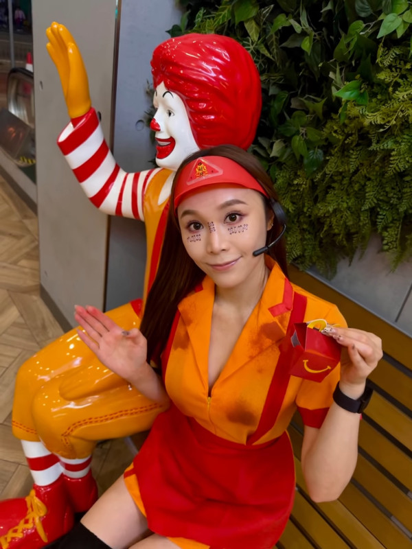 萬聖節30大藝人應節搞怪裝扮合集!呢位視帝同女歌手扮完冇人認得出