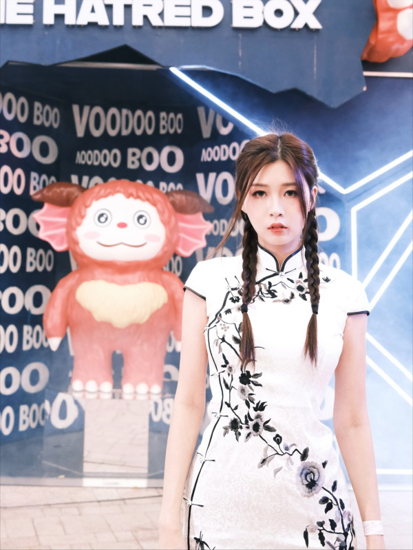 萬聖節30大藝人應節搞怪裝扮合集!呢位視帝同女歌手扮完冇人認得出