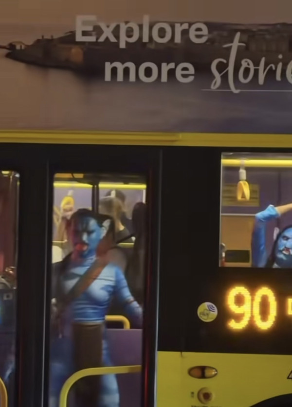 萬聖節Cosplay｜《阿凡達》納威人「佔領」城巴？網民：求車長心理陰影面積【有片】