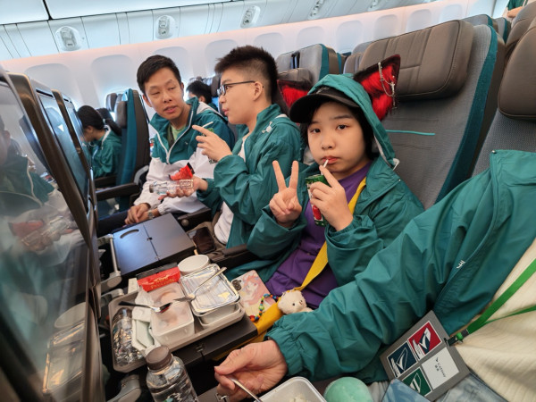 國泰「空中之旅2025」啟航直擊 180名青少年體驗「香港飛香港」特別旅程