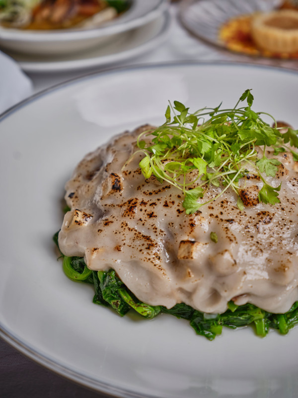 粵菜推介 | 港灣壹號 x 龍天燒臘推出期間限定菜式 30年陳皮膶腸、魚子醬潤腸乳豬鍋巴、燕窩鮮肉臘腸 重溫澳門老字號風味