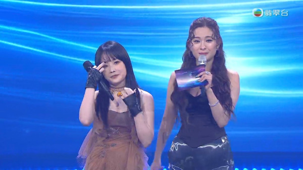 聲秀決賽｜陳奐仁突然嚴肅制止觀眾席行為 兩度出聲突發小插曲：「講緊嘢」