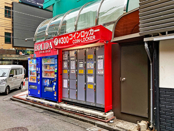 女遊客抱公仔瞓歌舞伎町Locker!網民憂「被反鎖」恐致命