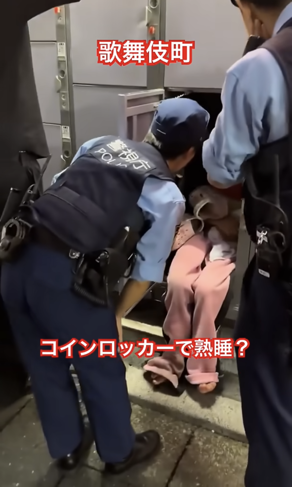 女遊客抱公仔瞓歌舞伎町Locker!網民憂「被反鎖」恐致命