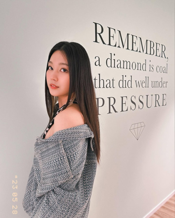 24歲女歌手驚揭尖沙咀被當眾非禮事件 直言「竟然冇人理我」令網民懷疑一件事？