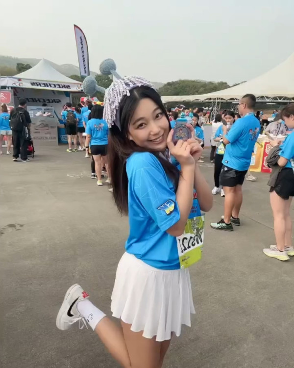 24歲女歌手驚揭尖沙咀被當眾非禮事件 直言「竟然冇人理我」令網民懷疑一件事？