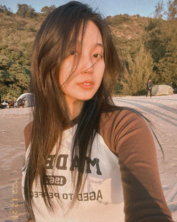 24歲女歌手驚揭尖沙咀被當眾非禮事件 直言「竟然冇人理我」令網民懷疑一件事？