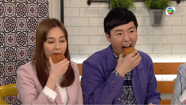 前同事送「狗糧」當散水餅？離職驚喜變驚嚇！網民質疑：想笑我返工似狗