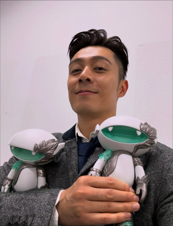 周柏豪激罕晒愛女合照轉眼間暴風成長 父女遊船河幸福畫面羨煞旁人