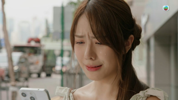 金式森林丨莊子璇正面回應災難級演技負評爭議 親揭首度拍劇壓力爆煲驚現幻覺