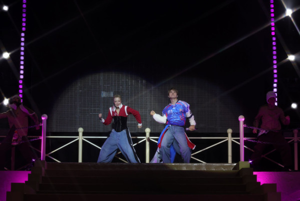 鄭秀文張敬軒拉闊｜鄭秀文 《Let Go》超虐心版本 張敬軒大熱作全場大合唱