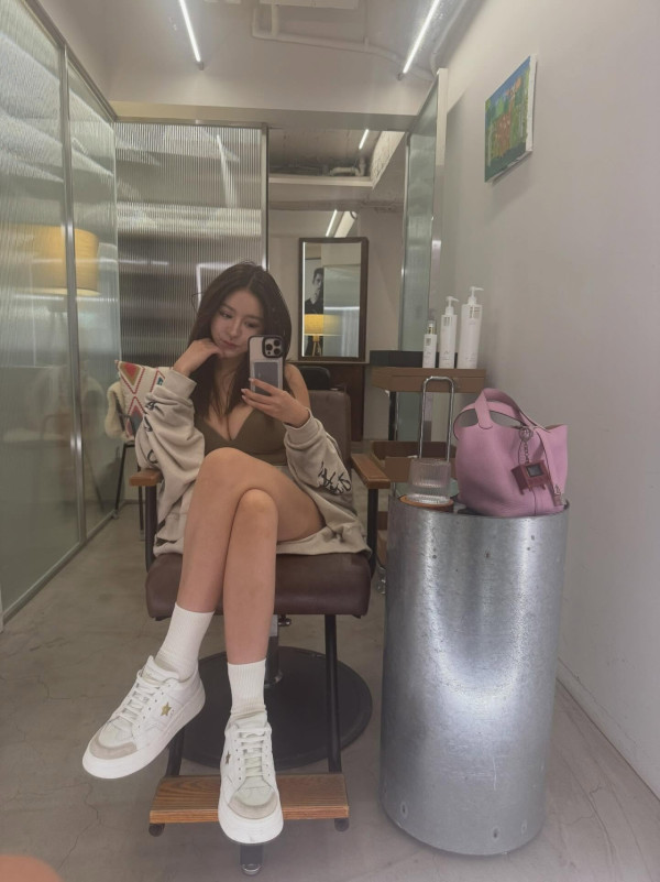 台灣網紅「護理系女神」謝侑芯大馬酒店浴缸猝逝 大馬歌手黃明志疑涉毒被捕 附黃明志最新聲明 