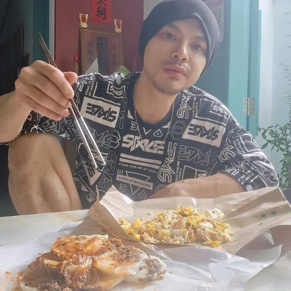 黃明志謝侑芯事件懶人包｜驗毒呈陽性聲稱曾急做一事！網紅謝侑芯大馬猝逝家屬強調一疑點