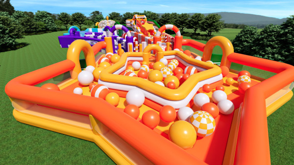 聖誕限定巨型充氣彈床登陸西九！40米長巨型波波賽道/7米高聖誕樹