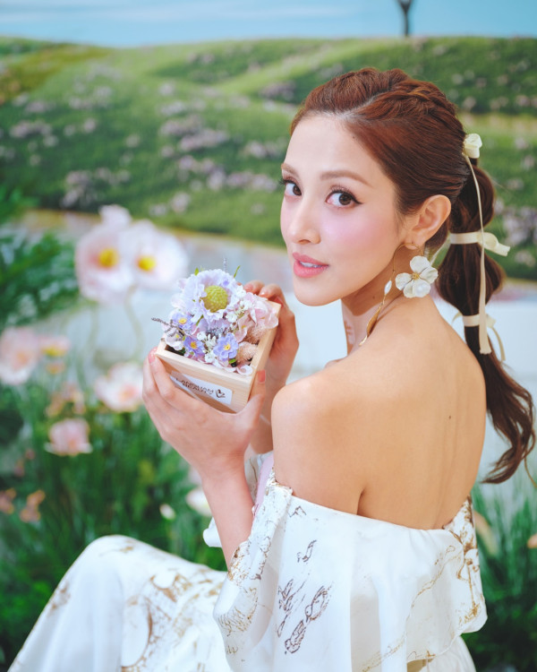 陳凱琳超邪惡谷胸晒3吋事業線效果驚人 人妻身材二度發育升級神乎其技