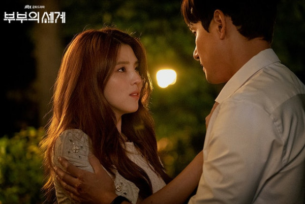 10大男人出軌徵兆:中7個要小心 手機不離身中硬!專家拆解男人外遇行為及心態