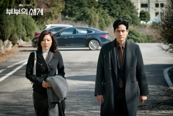 10大男人出軌徵兆:中7個要小心 手機不離身中硬!專家拆解男人外遇行為及心態