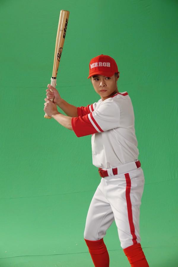 MIRROR新團歌《DNA is U》MV神還原經典廣告 復刻集體回憶！12子分享DNA關鍵詞