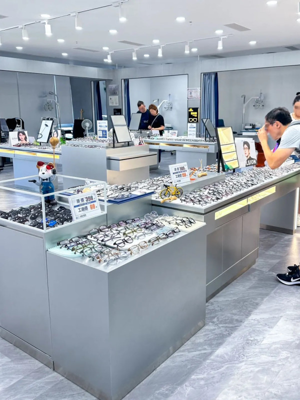 拾度眼鏡工廠店。圖片來源：小紅書@士多啤梨