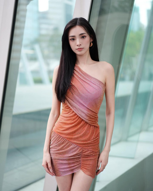 陳楨怡親自回應容貌進化變臉疑雲 素顏矇豬眼驚見神奇變化真相曝光