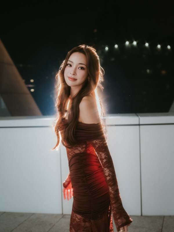 陳楨怡親自回應容貌進化變臉疑雲 素顏矇豬眼驚見神奇變化真相曝光