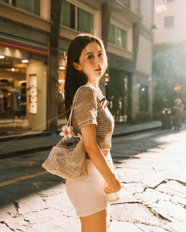 30歲陳星妤被指複製撞樣天王嫂方媛 入行前少女舊照曝光驚現真面目