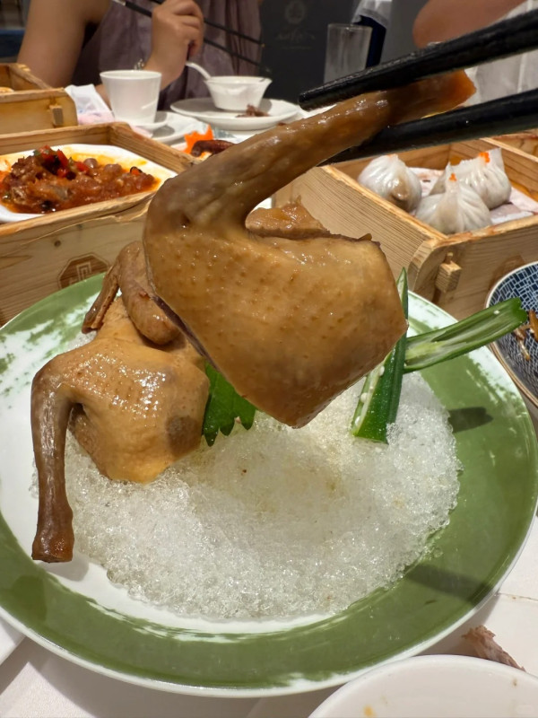 廣州酒家。圖片來源：小紅書@炫飯小蠟筆🎨