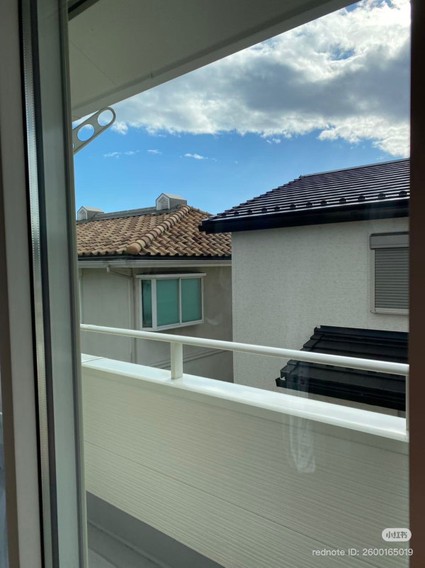 大掃除救星｜12蚊店呢條「神布」爆紅！網民實測：抹走百年污漬、窗戶即刻變新