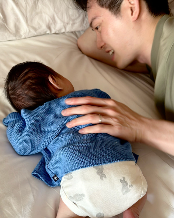 麥明詩一家三口首次外遊飛澳洲!盛勁為罕有公開大量囝囝旅行相