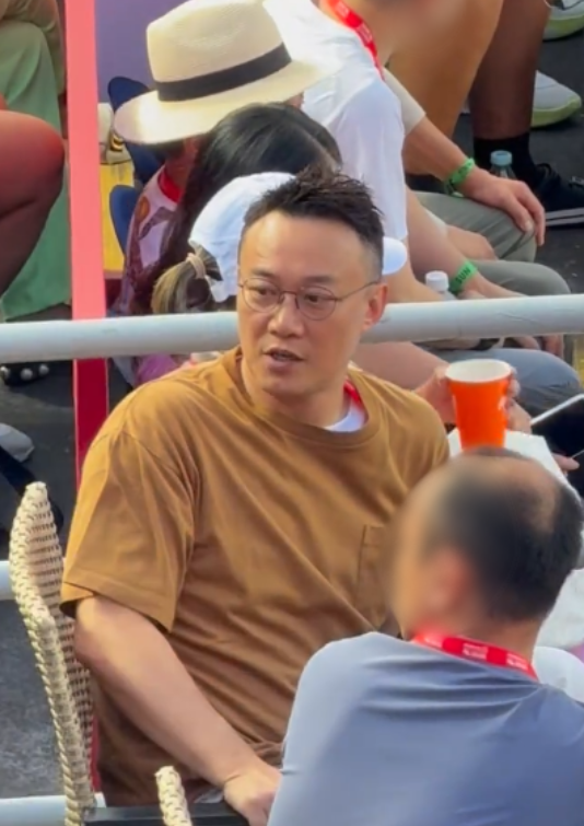 陳奕迅罕有剪走攣毛髮型一改新形象 超清爽短髮造型曝光秒變後生仔