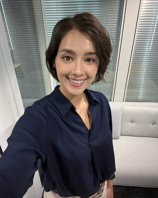 30歲雙料港姐冠軍突然宣佈離巢TVB!傳轉型從商做女強人仍留戀幕前