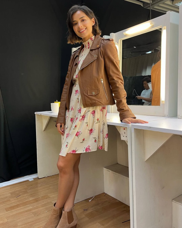 30歲雙料港姐冠軍突然宣佈離巢TVB！傳轉型從商做女強人仍留戀幕前