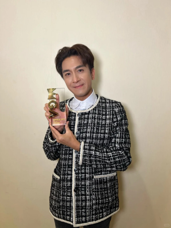 Threads熱議10大最有禮貌藝人！零負評男神一行為勁加分 張曼玉超親民舉動永世難忘