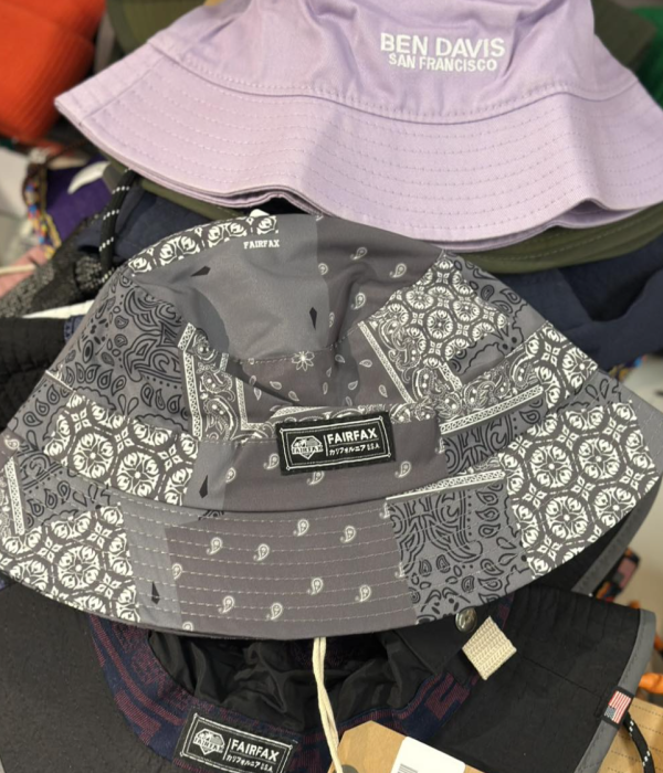 銅鑼灣時代廣場服飾開倉低至1折！$100起買名牌皮製銀包/手袋/皮鞋/太陽眼鏡