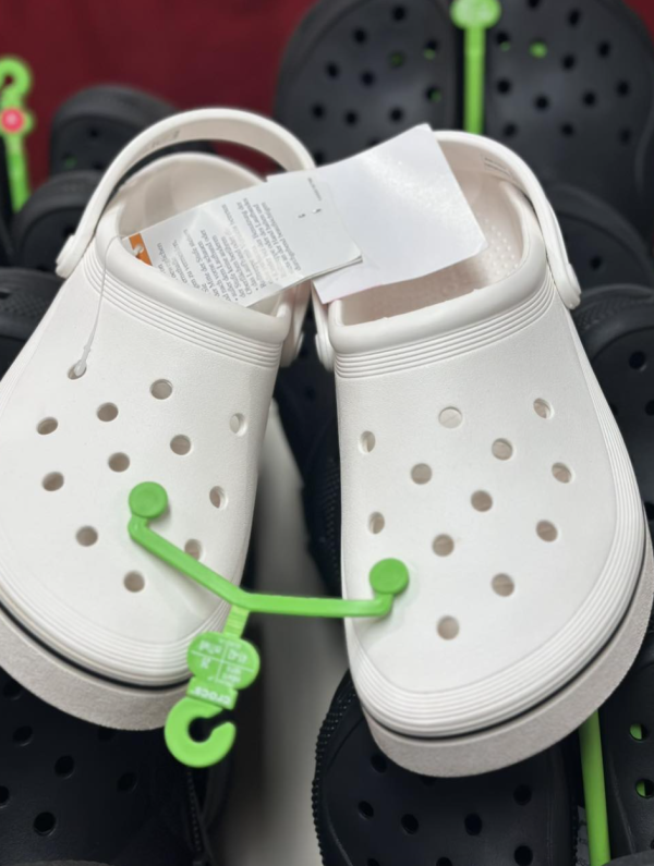 銅鑼灣時代廣場服飾開倉低至1折！$100起買名牌皮製銀包/手袋/皮鞋/太陽眼鏡