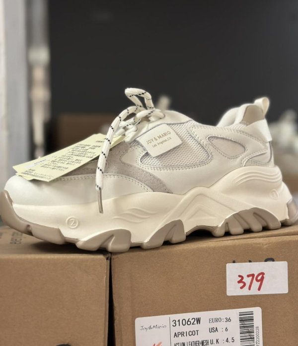 銅鑼灣時代廣場服飾開倉低至1折！$100起買名牌皮製銀包/手袋/皮鞋/太陽眼鏡