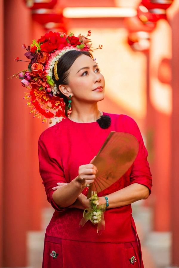 劉嘉玲爆拍戲曾遇麻煩男星阻收工令全場不滿 一線索身份呼之欲出惹瘋狂猜測