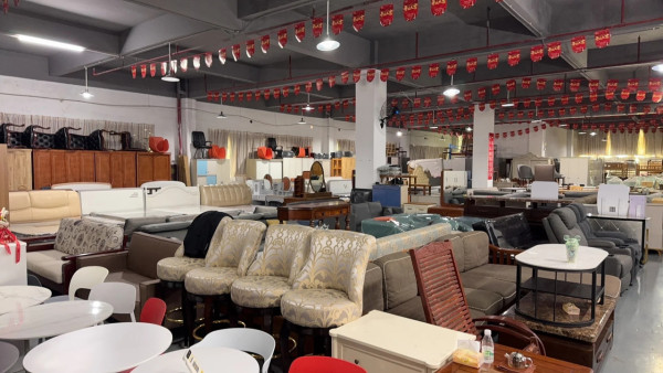 首佳新舊家具城。圖片來源:小紅書@首佳新舊家具 首佳新舊家具城。圖片來源:小紅書@首佳新舊家具