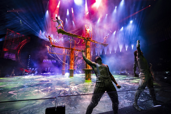 【澳門遊必睇】一生必看的水上匯演《水舞間》亮點逐個數！Visa專享85折禮遇優惠！