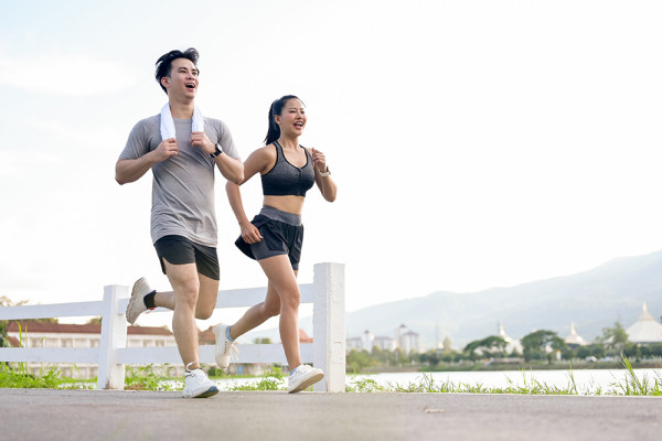 跑步時膝蓋痛?了解痛楚4大原因 1招助你天然止痛 全面回復關節健康