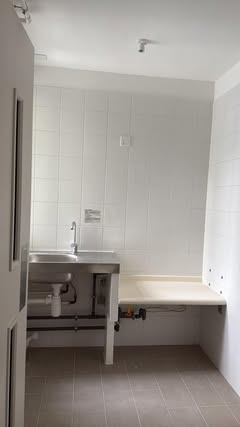 廚房同樣是整齊企理，採光十足。圖片來源：Facebook@香港公營房屋討論區