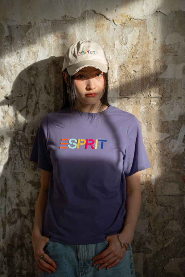 Esprit銅鑼灣旗艦店全新開幕！4400呎藝術時尚空間 設Slow Coffee Club咖啡店