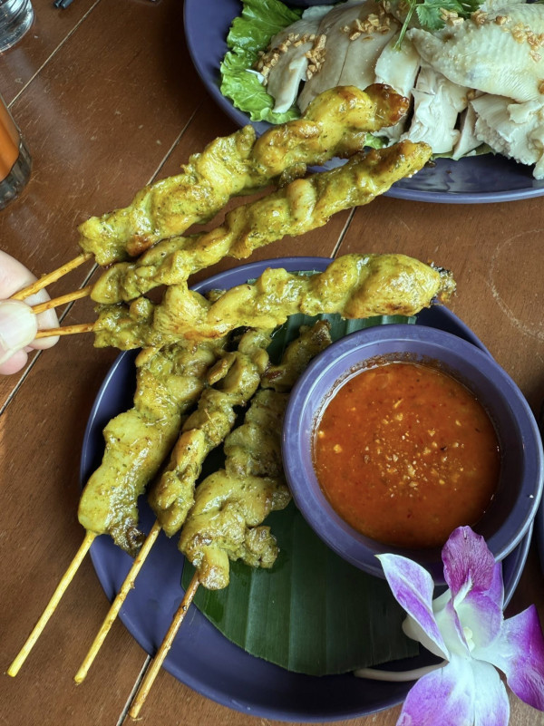 【雙11優惠】Nara Thai沙嗲串燒/泰奶$11限時搶 沙嗲雞豬3串+泰式奶茶激平價