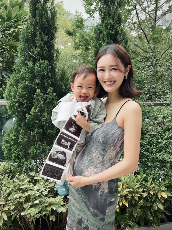 34歲視帝太太宣布第二胎平安出世!IG甜晒抱B合照報喜:期待你好久